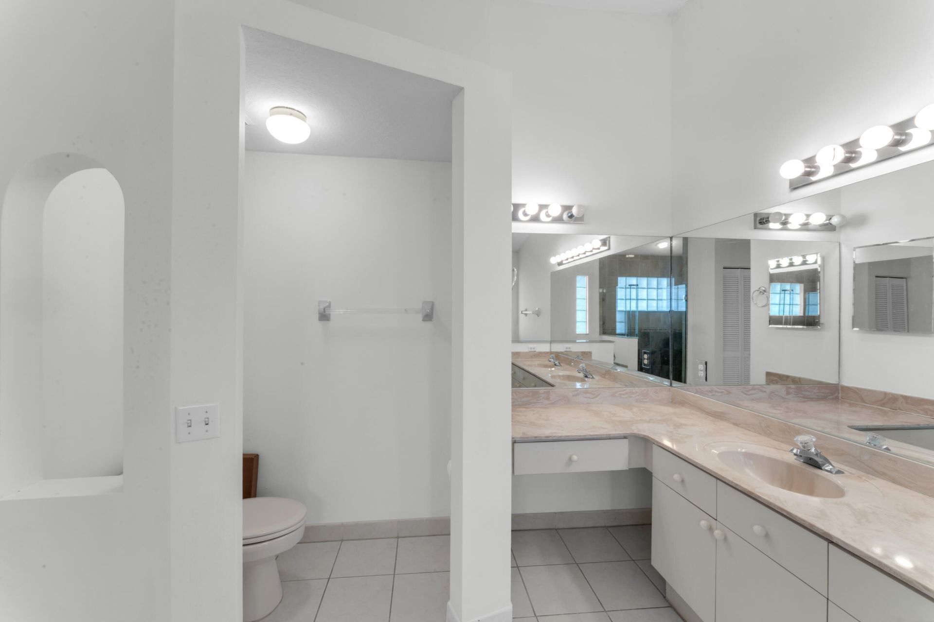 2705 Pointe Circle, Greenacres, FL 33413 Photo