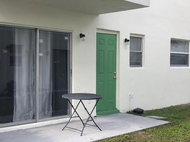 5317 NW 18th Street, Unit 2B, Fort Lauderdale, FL 33313 Photo