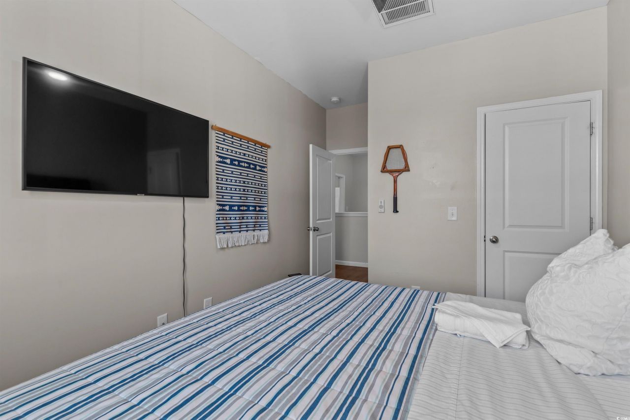 4727 Cloisters Ln. Photo 32