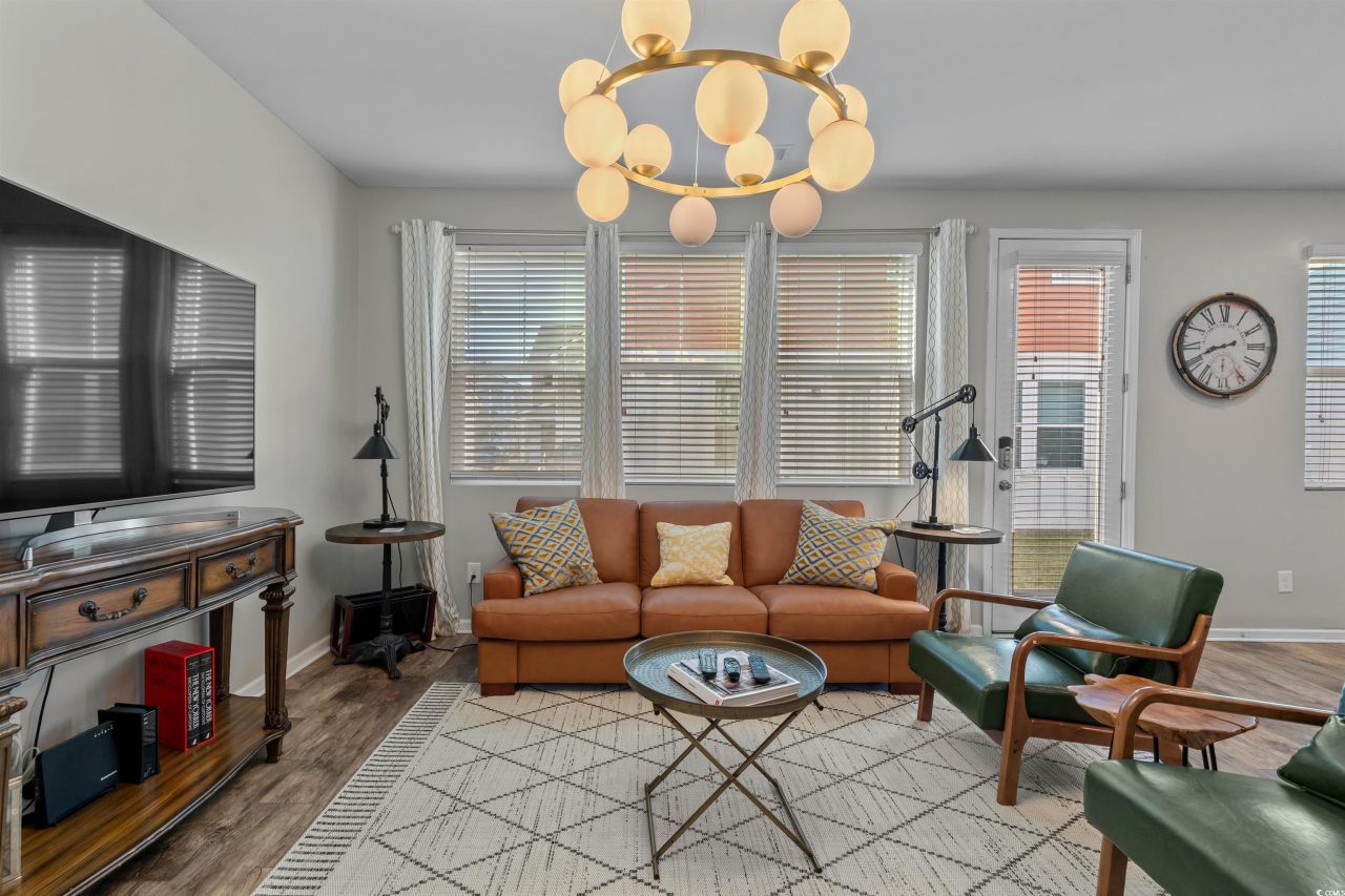 4727 Cloisters Ln. Photo 7