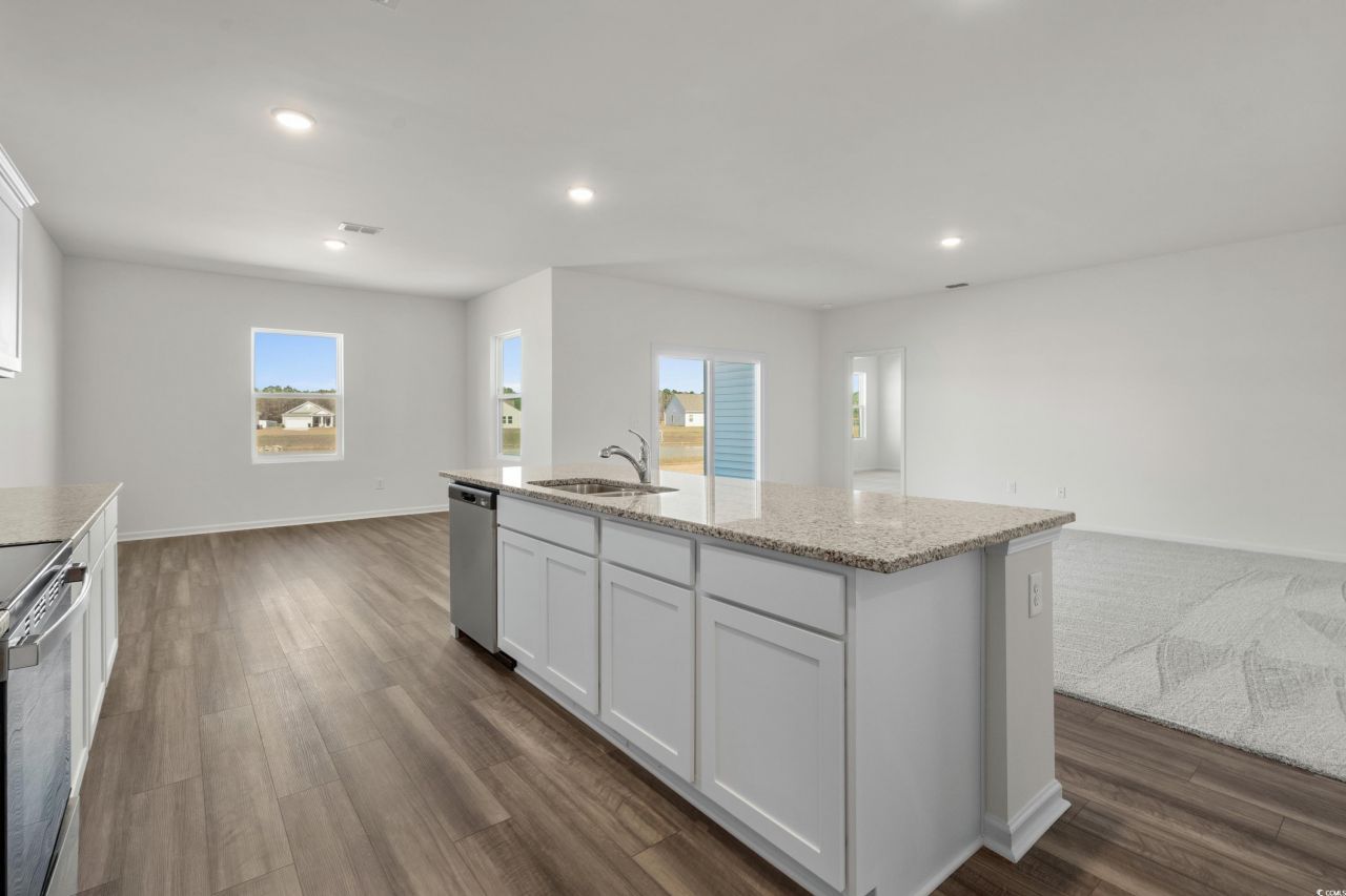 105 Covey Rise Dr Photo 5