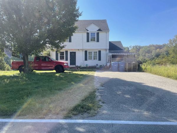 5433 West Pea Ridge Rd, HUNTINGTON, WV 25705