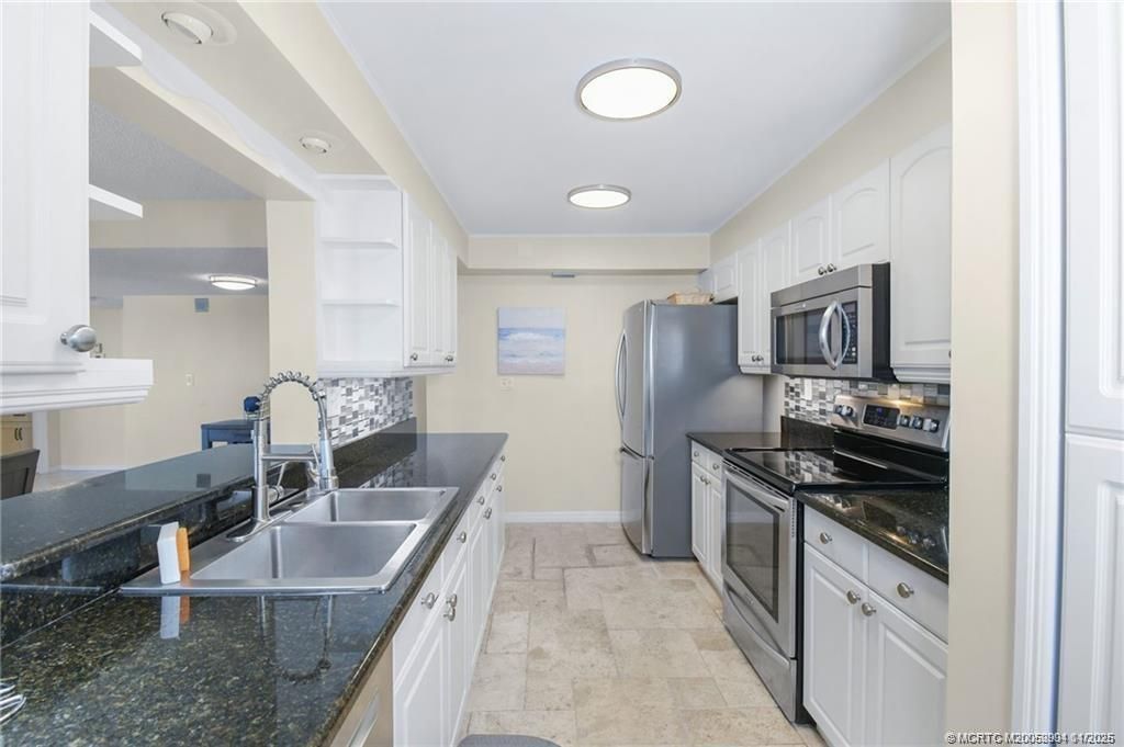 10044 S Ocean Drive, Unit 702, Jensen Beach, FL 34957 Photo