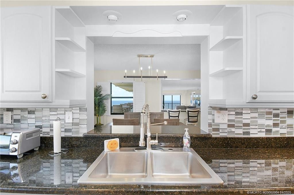 10044 S Ocean Drive, Unit 702, Jensen Beach, FL 34957 Photo