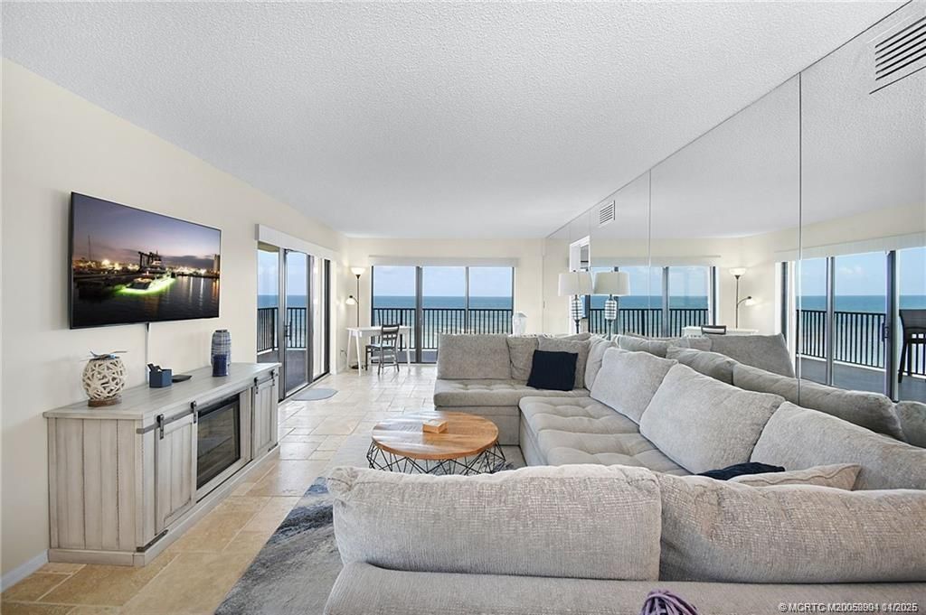 10044 S Ocean Drive, Unit 702, Jensen Beach, FL 34957 Photo