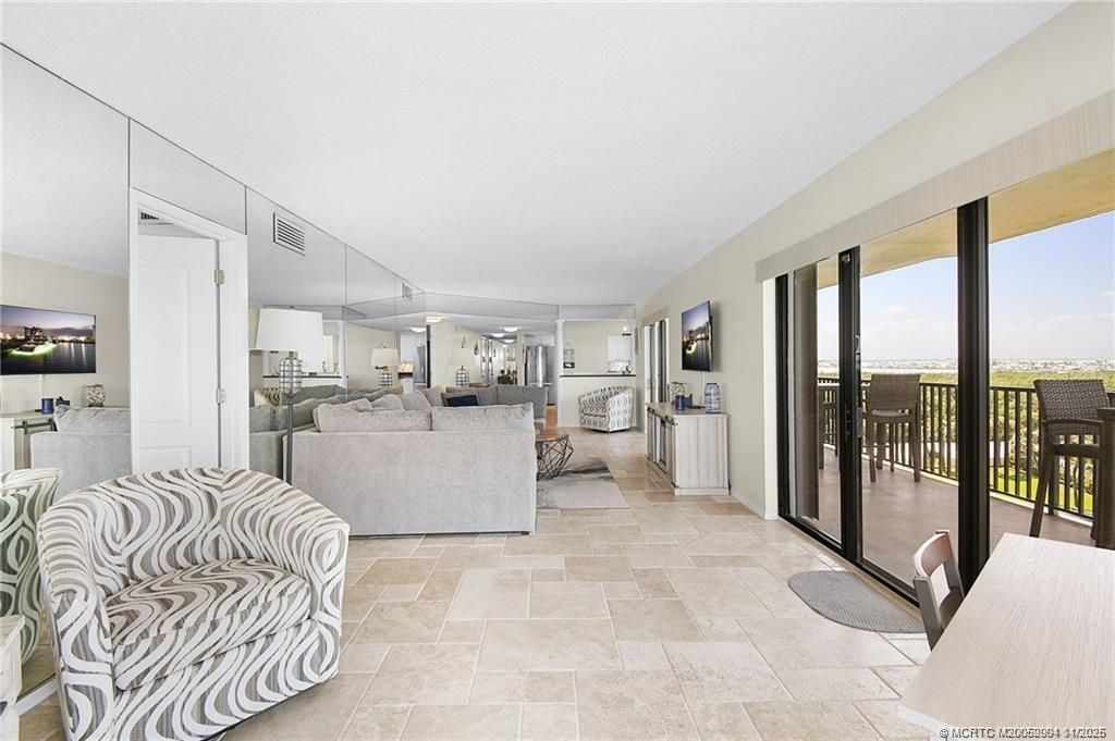 10044 S Ocean Drive, Unit 702, Jensen Beach, FL 34957 Photo