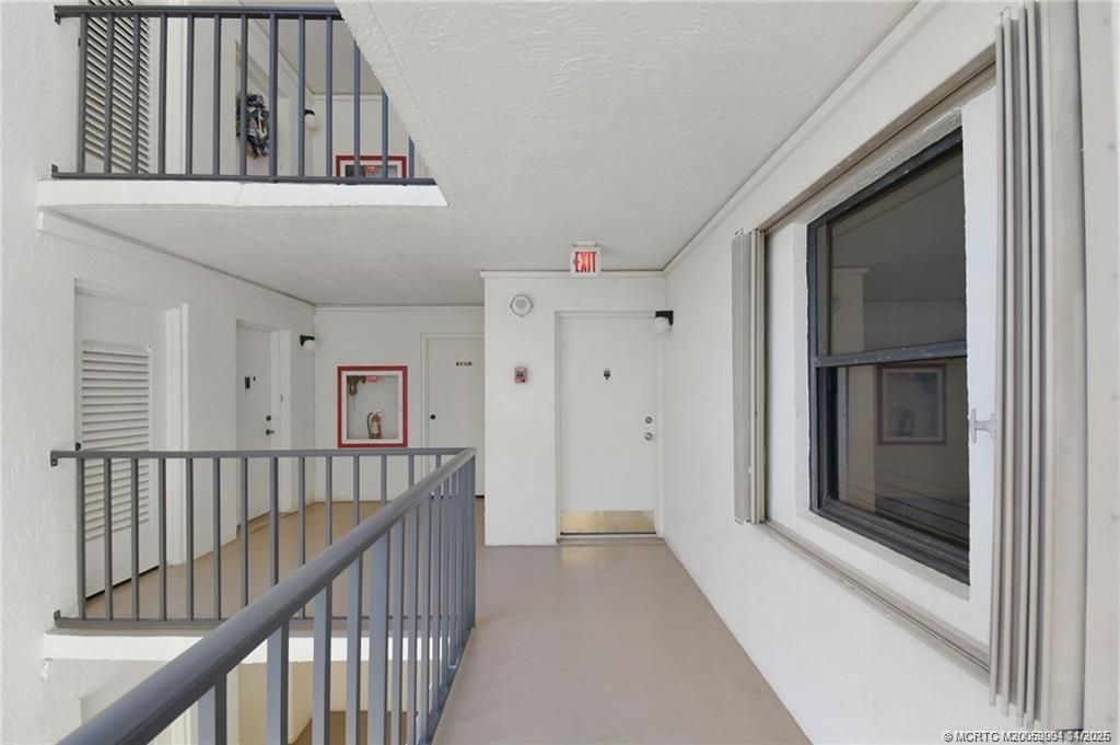 10044 S Ocean Drive, Unit 702, Jensen Beach, FL 34957 Photo