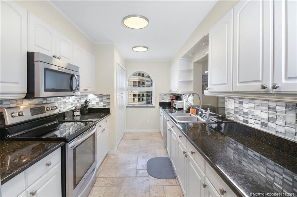 10044 S Ocean Drive, Unit 702, Jensen Beach, FL 34957 Photo