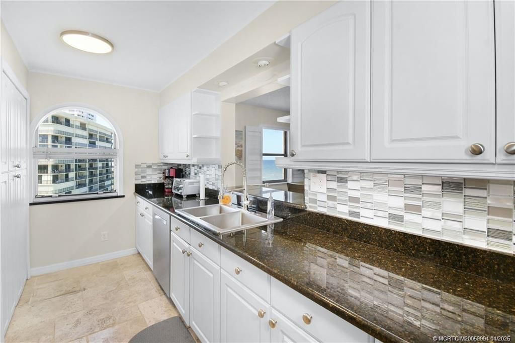 10044 S Ocean Drive, Unit 702, Jensen Beach, FL 34957 Photo