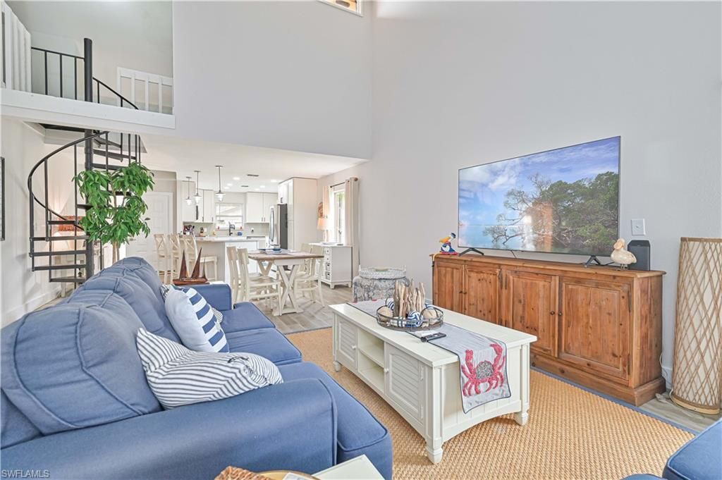 6449 Royal Woods Dr, Fort Myers, FL 33908 Photo