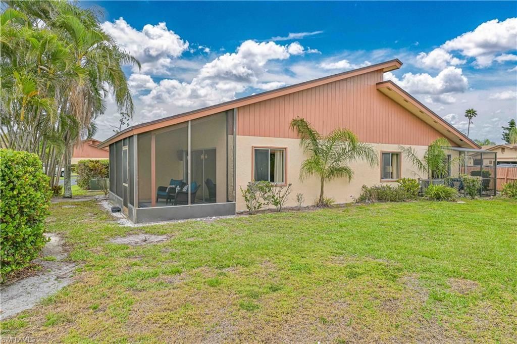 6449 Royal Woods Dr, Fort Myers, FL 33908 Photo