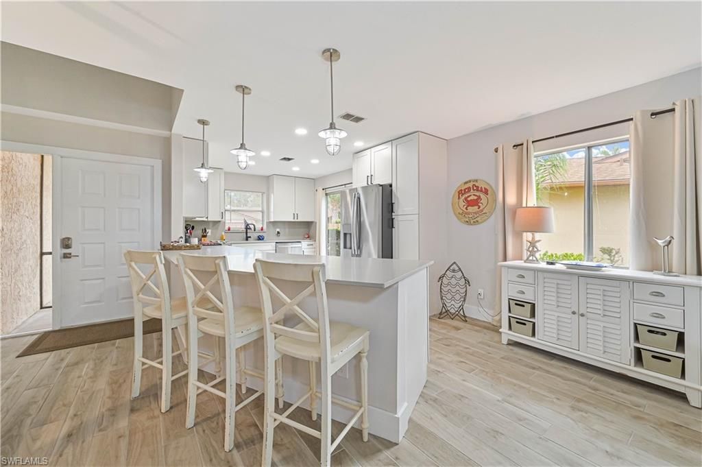 6449 Royal Woods Dr, Fort Myers, FL 33908 Photo