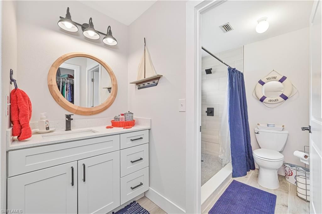 6449 Royal Woods Dr, Fort Myers, FL 33908 Photo