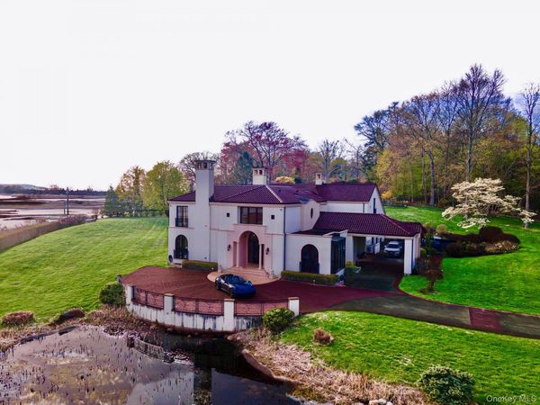 717 Short Beach Road, Nissequogue, NY 11780