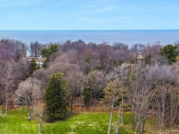 Short Beach Road, Nissequogue, NY 11780