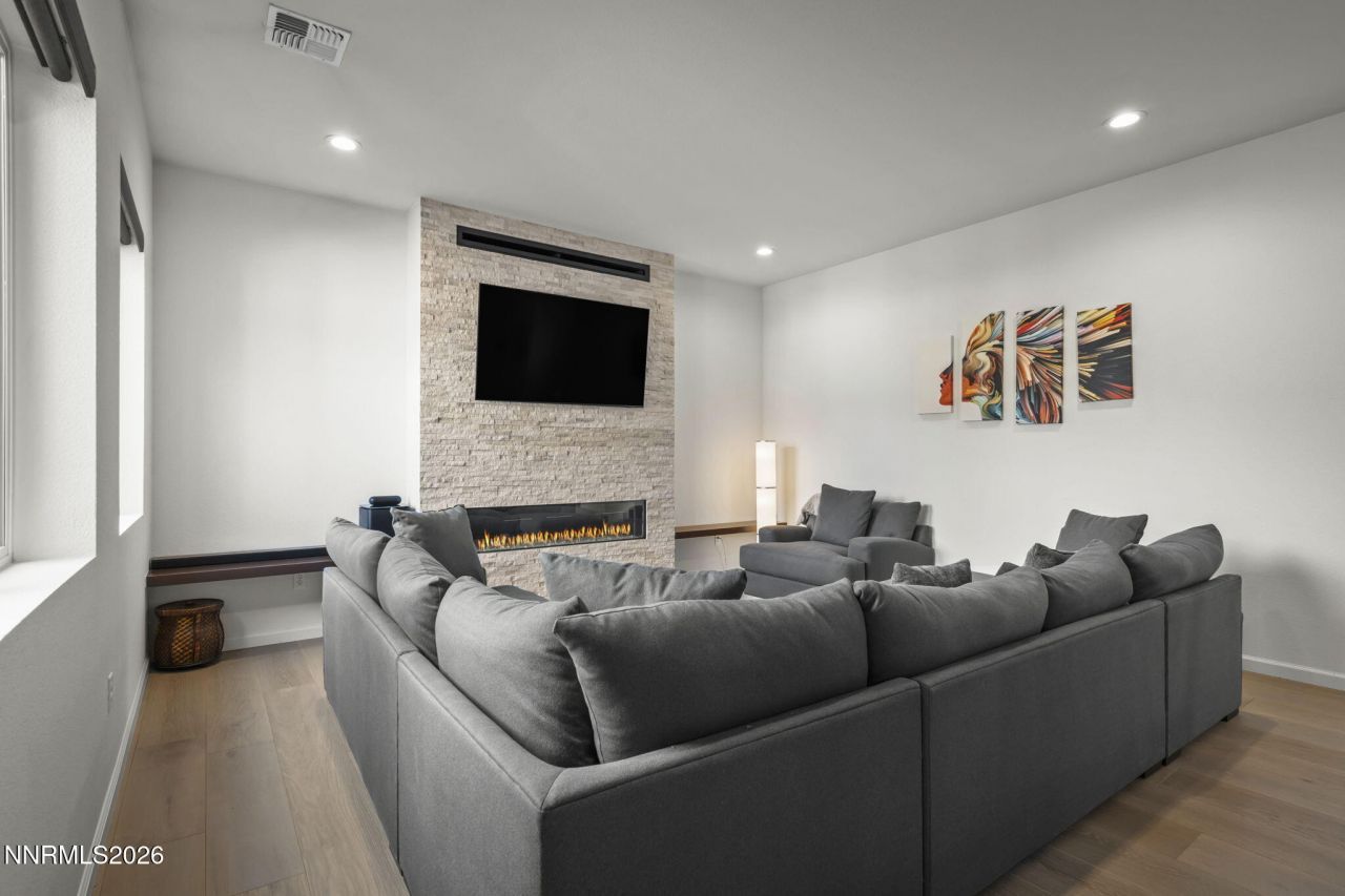 12514 Woods Clover Street, Reno, NV 89521 Photo