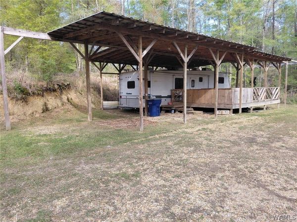 911 Southern Sportsman Road, Livingston, AL 35470