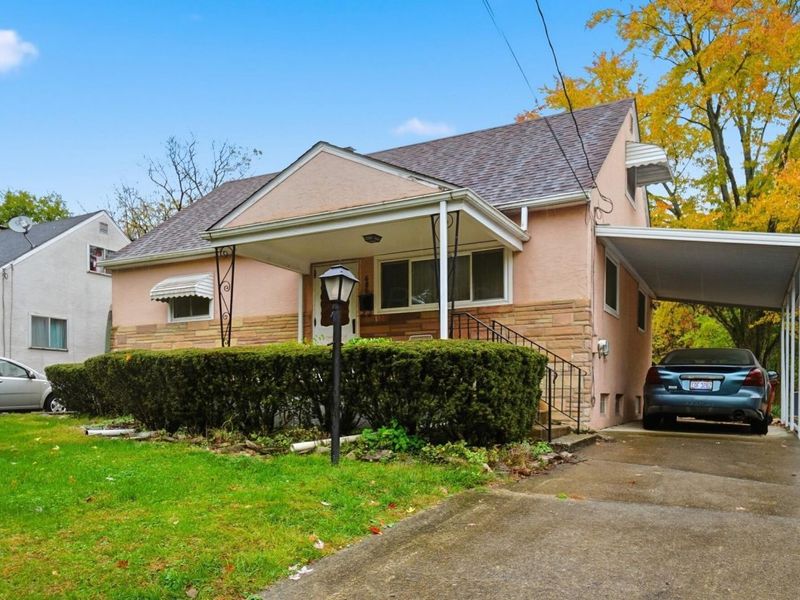 686 Plymouth Street, Worthington, OH 43085 Photo 2