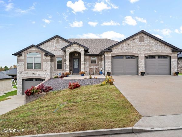 820 RONAN COURT, Jefferson City, MO 65109