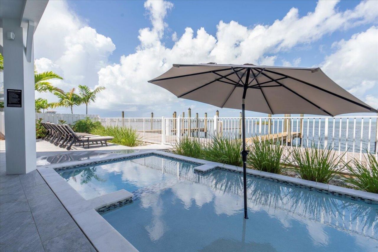 810 39th Street Gulf, Marathon, FL 33050 Photo