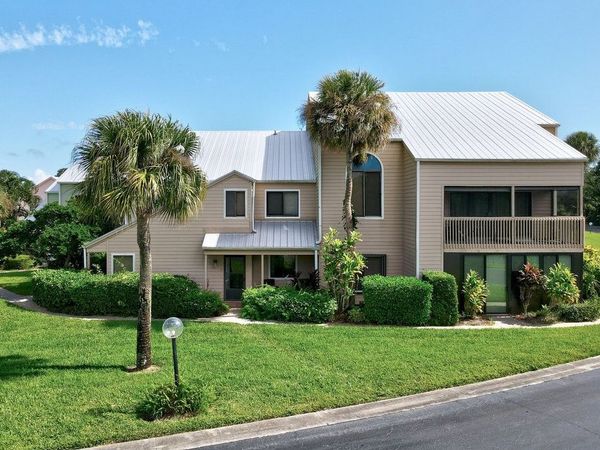 9632 Riverside Drive, Unit 3, Sebastian, FL 32958