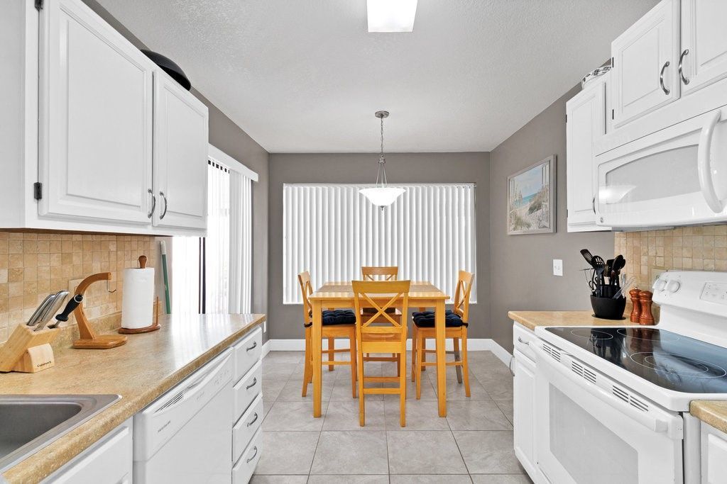 9632 Riverside Drive, Unit 3, Sebastian, FL 32958 Photo