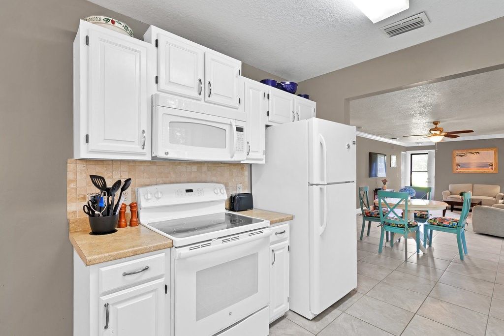9632 Riverside Drive, Unit 3, Sebastian, FL 32958 Photo