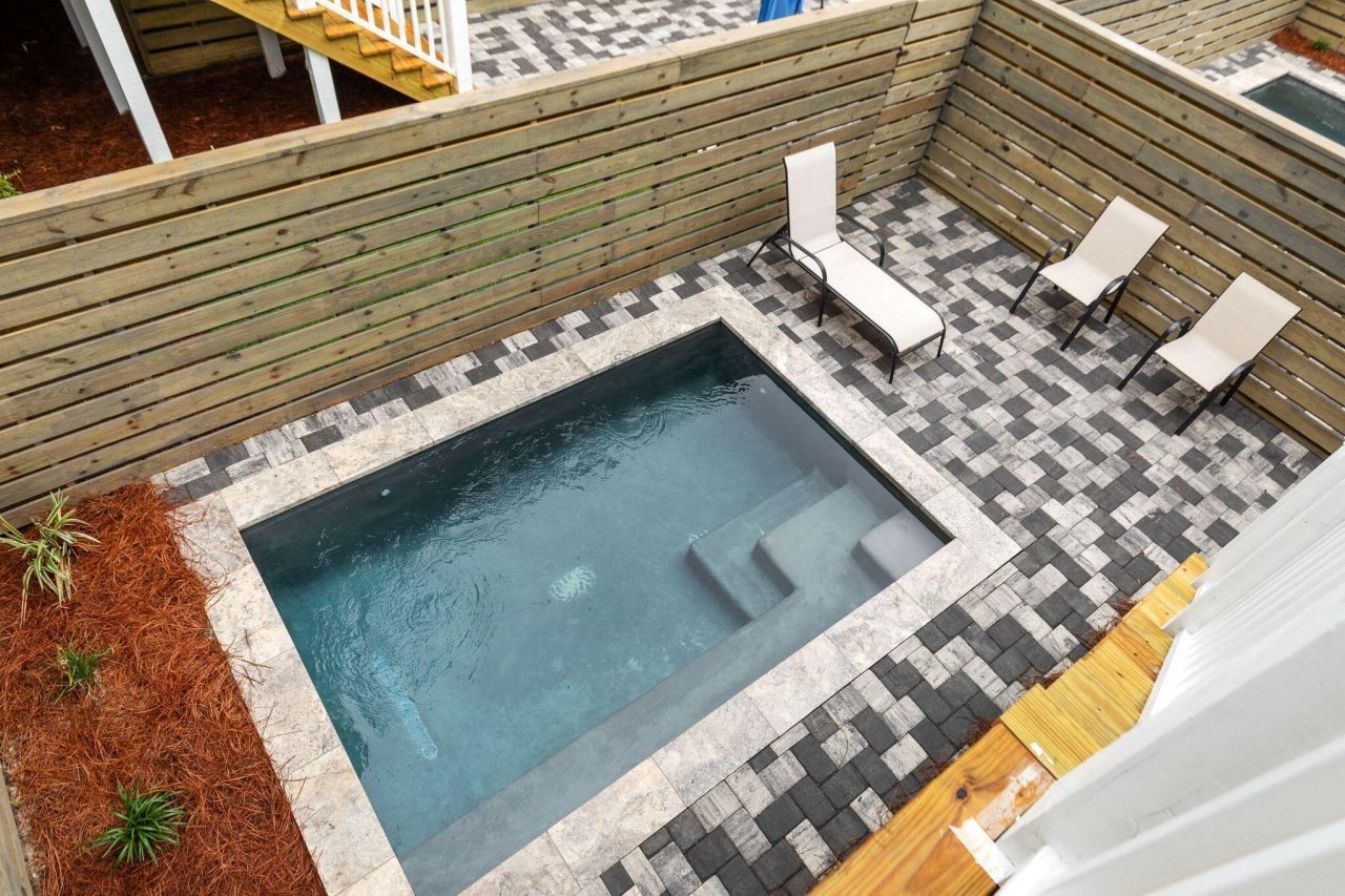 112 E Huron Avenue Photo 36