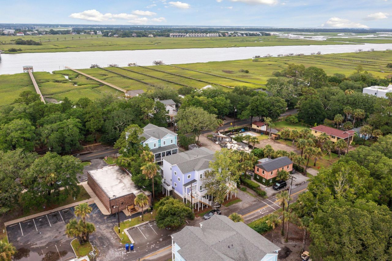 112 E Huron Avenue Photo 41