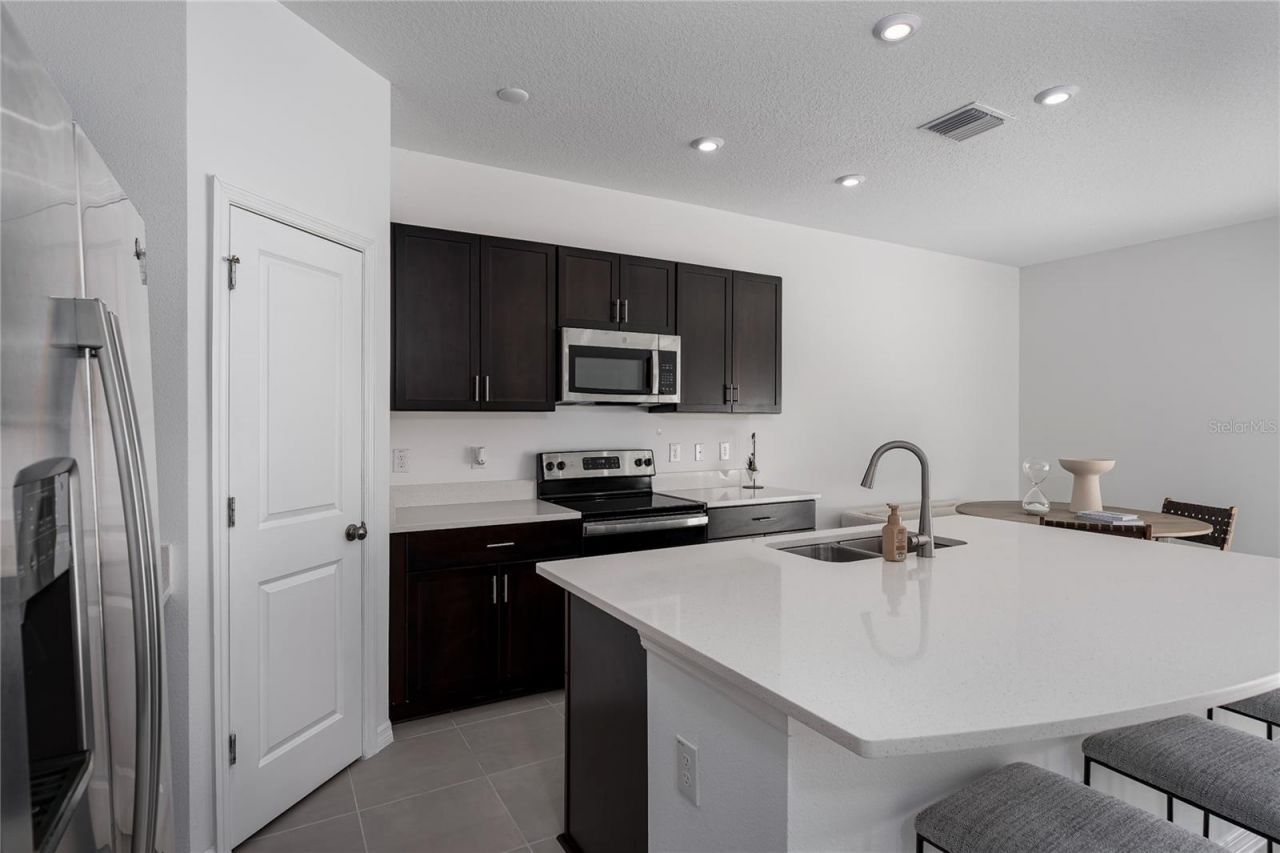 6345 Willowside Street, Palmetto, FL 34221 Photo