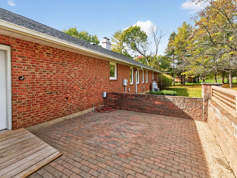 242 Miller Drive, Urbana, OH 43078 Photo 14