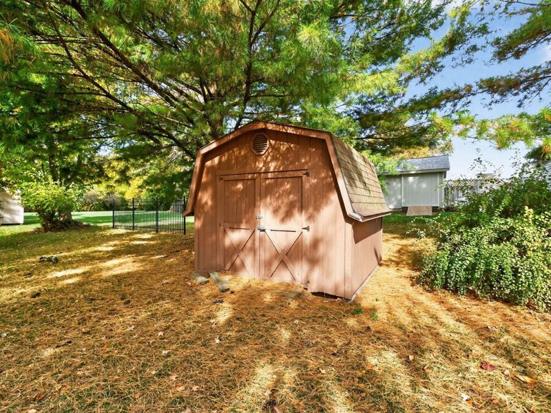 242 Miller Drive, Urbana, OH 43078 Photo 18