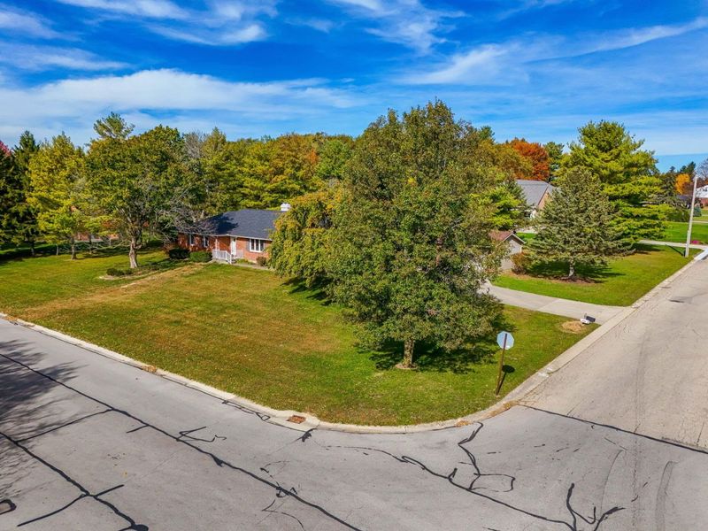 242 Miller Drive, Urbana, OH 43078 Photo 2