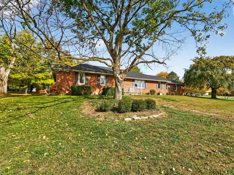 242 Miller Drive, Urbana, OH 43078 Photo 4