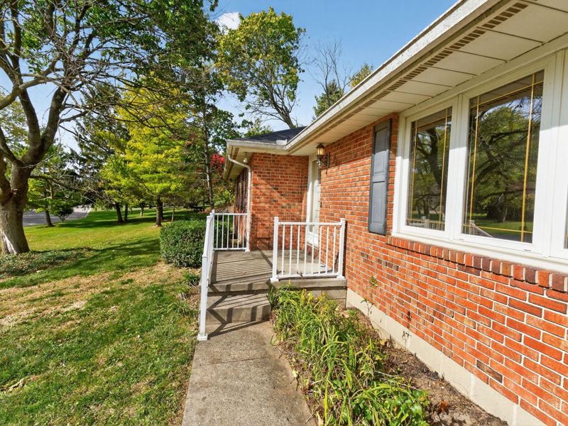 242 Miller Drive, Urbana, OH 43078 Photo 9