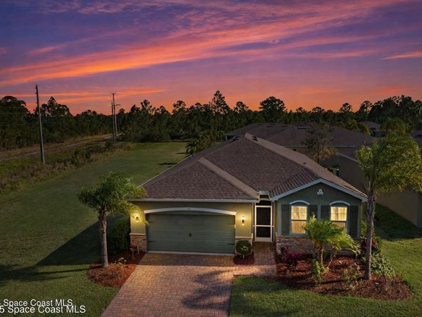 744 Remington Green Se Drive SE, Palm Bay, FL 32909