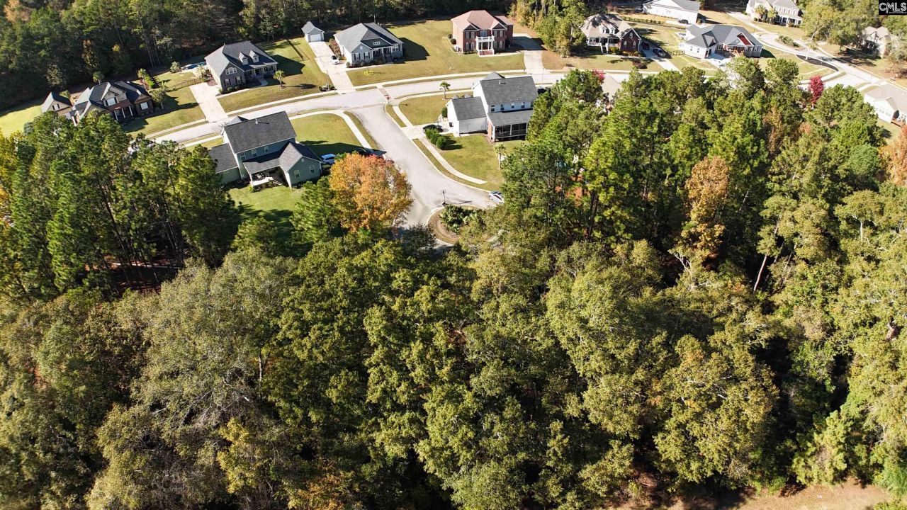 9 Legacy Court  Photo 7