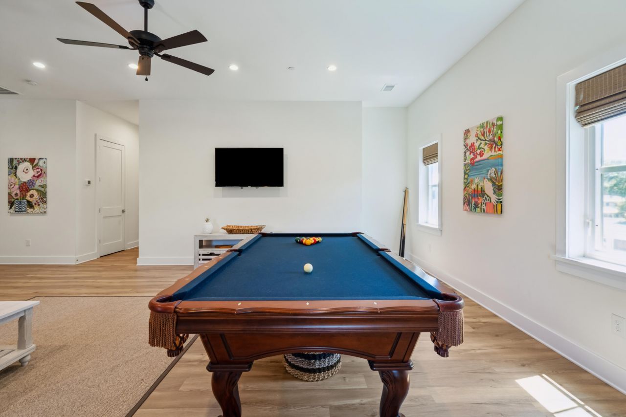 112 E Huron Avenue Photo 18