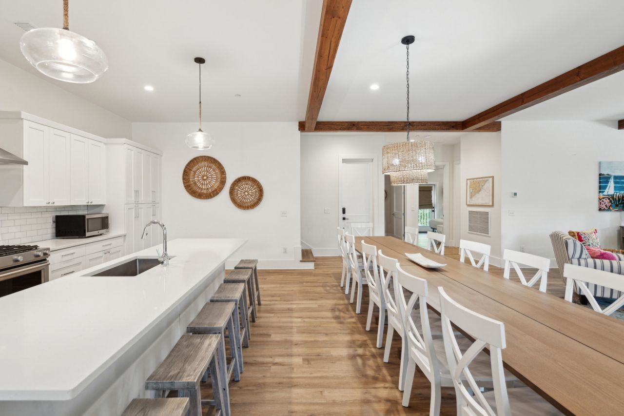 112 E Huron Avenue Photo 22