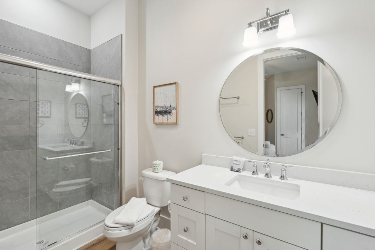 112 E Huron Avenue Photo 28