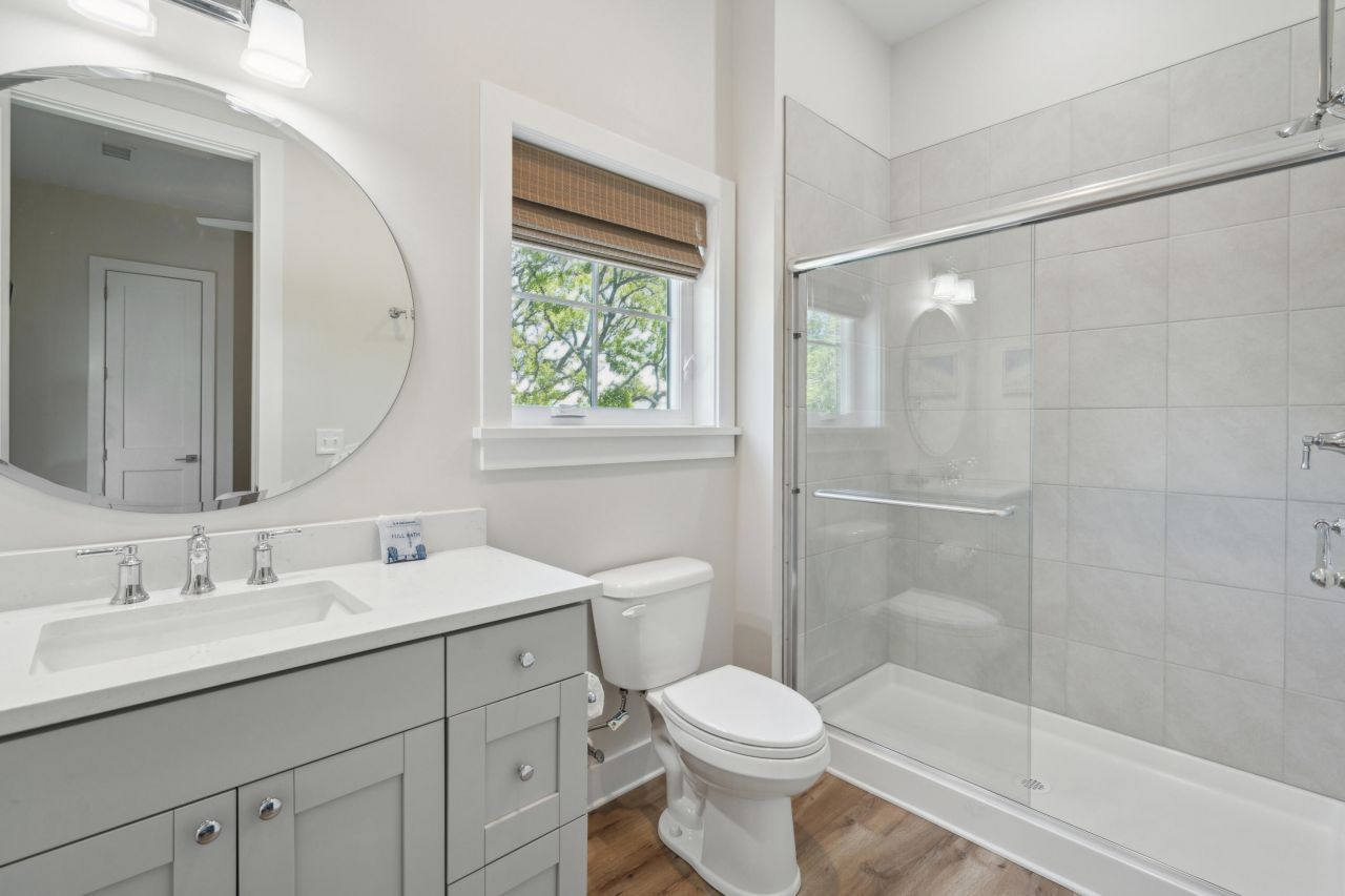 112 E Huron Avenue Photo 39