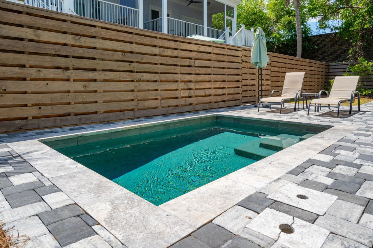 112 E Huron Avenue Photo 51