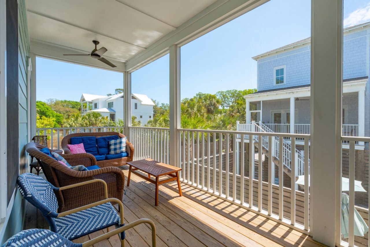 112 E Huron Avenue Photo 6