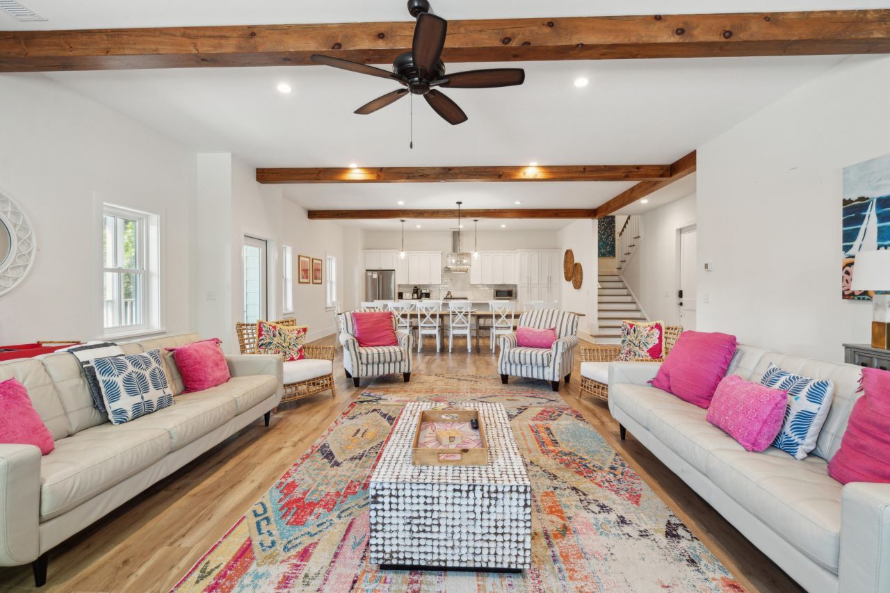 112 E Huron Avenue Photo 7