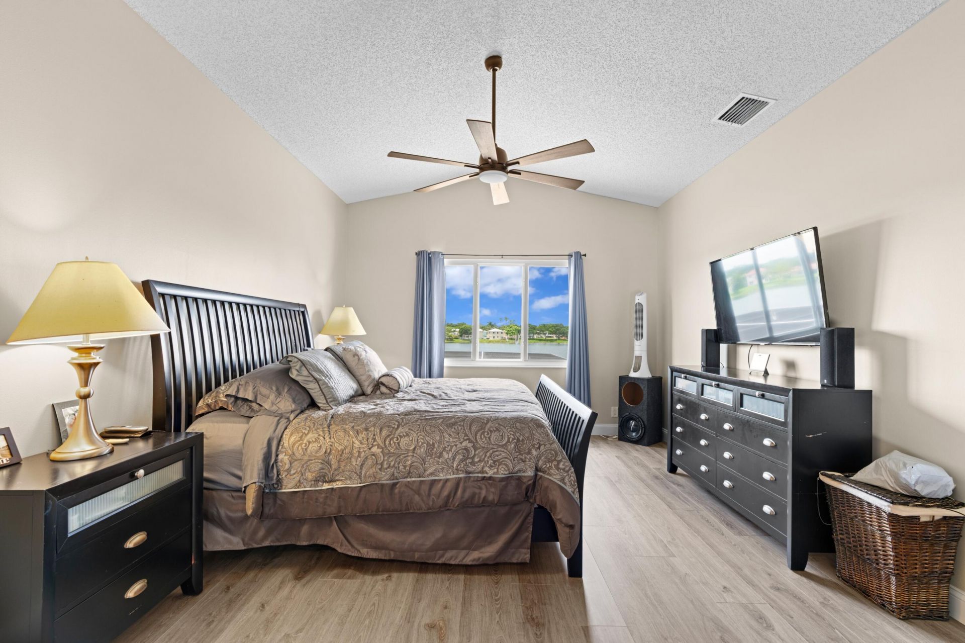 6458 Buena Vista Drive, Margate, FL 33065 Photo