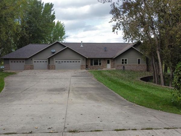 3099B Nest Avenue, Sheldon, IA 51201