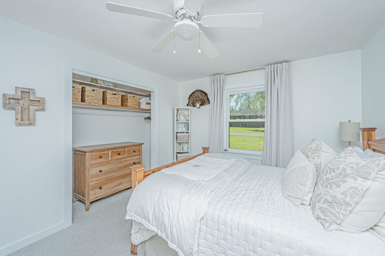 6020 Meadowcliff Avenue Photo 24