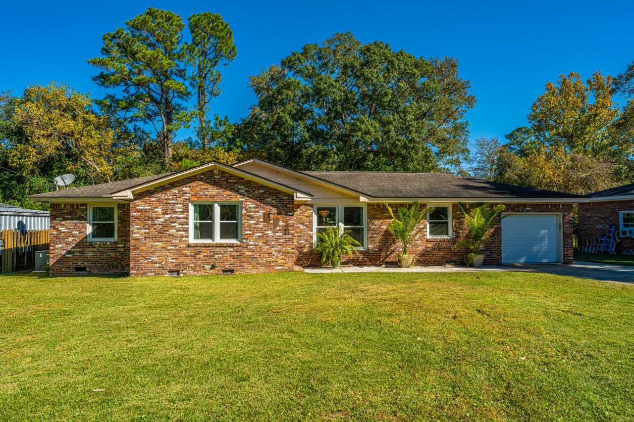 6020 Meadowcliff Avenue Photo 3