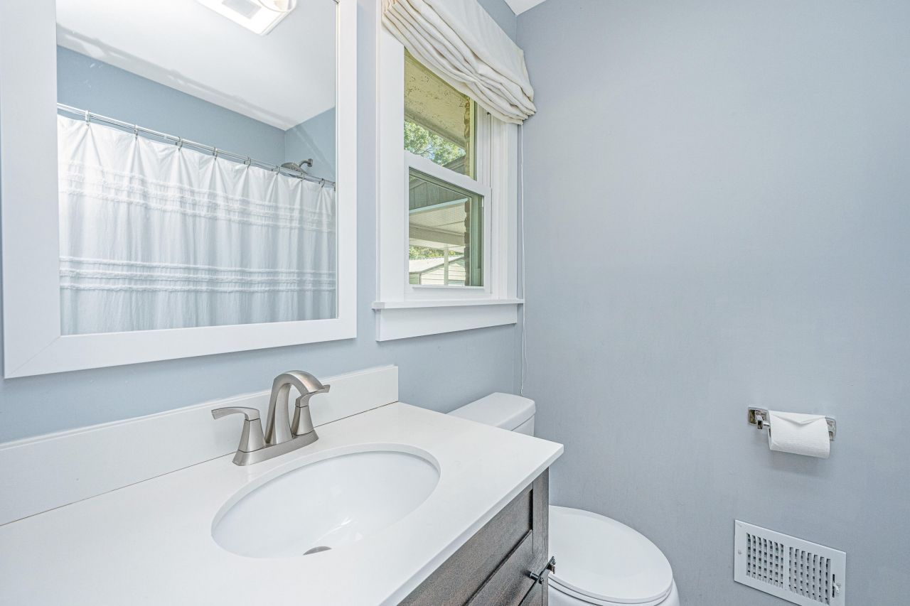 6020 Meadowcliff Avenue Photo 31