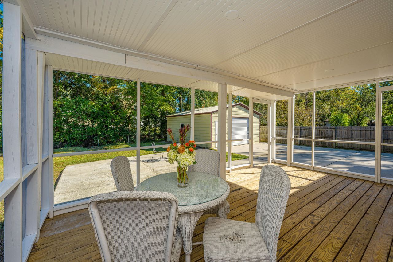 6020 Meadowcliff Avenue Photo 39